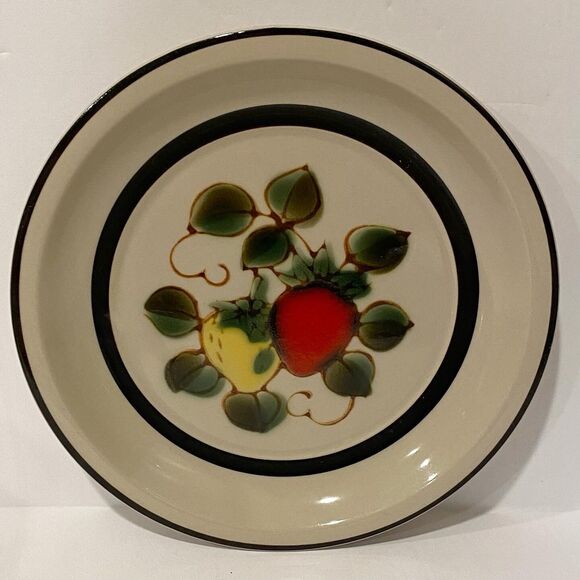 Vintage Sears Strawberry Stoneware Plate Sets - Picture 4 of 6